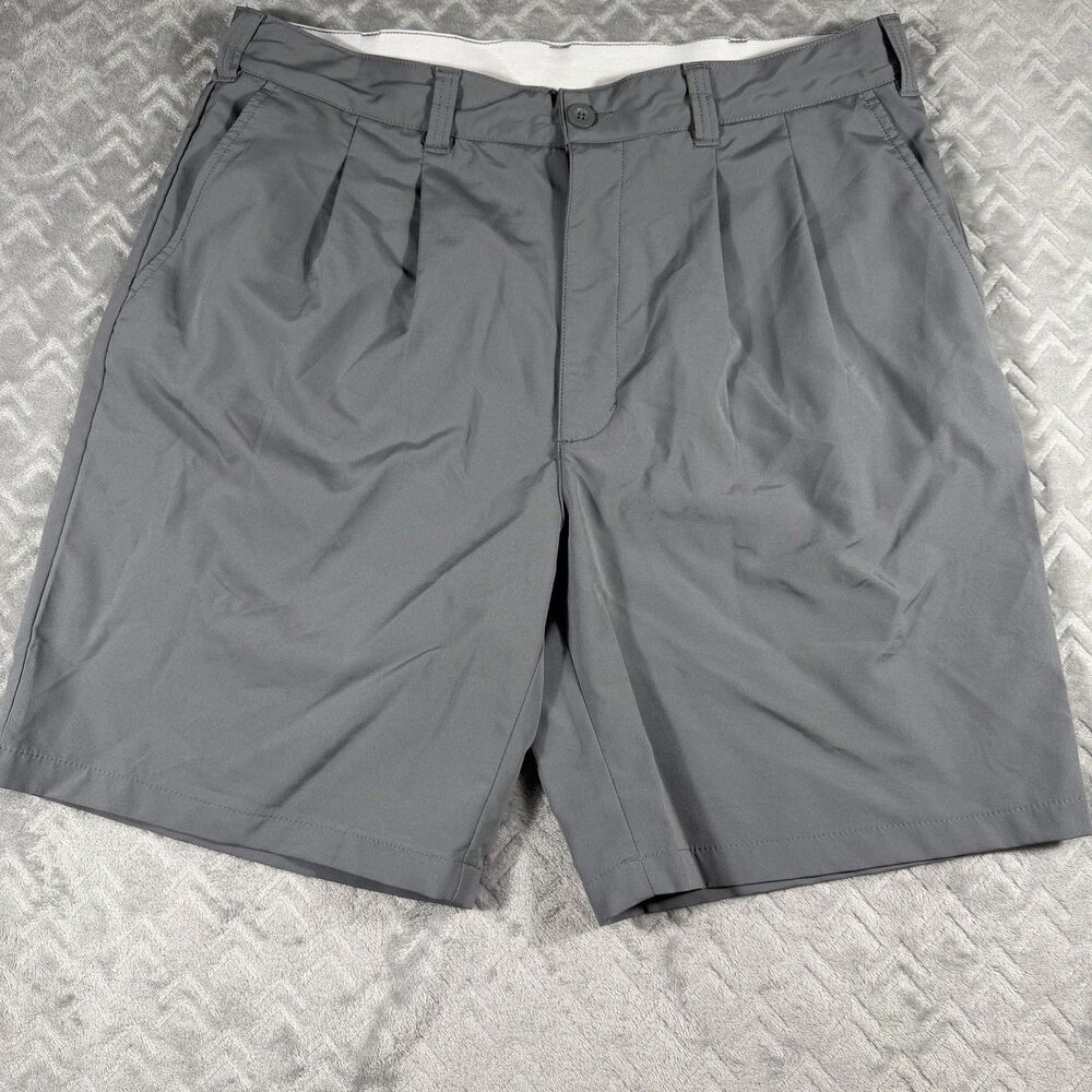 Reebok Men's Golf‎ Shorts Size 40 Gray Elastic Waist Pleated Front 4 Pocket